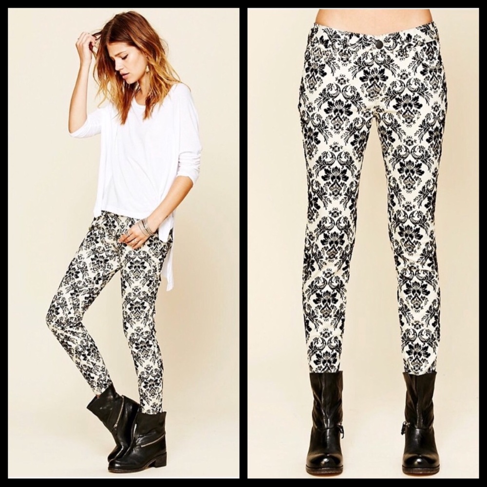 Free People black cream velvet flocked skinny jean